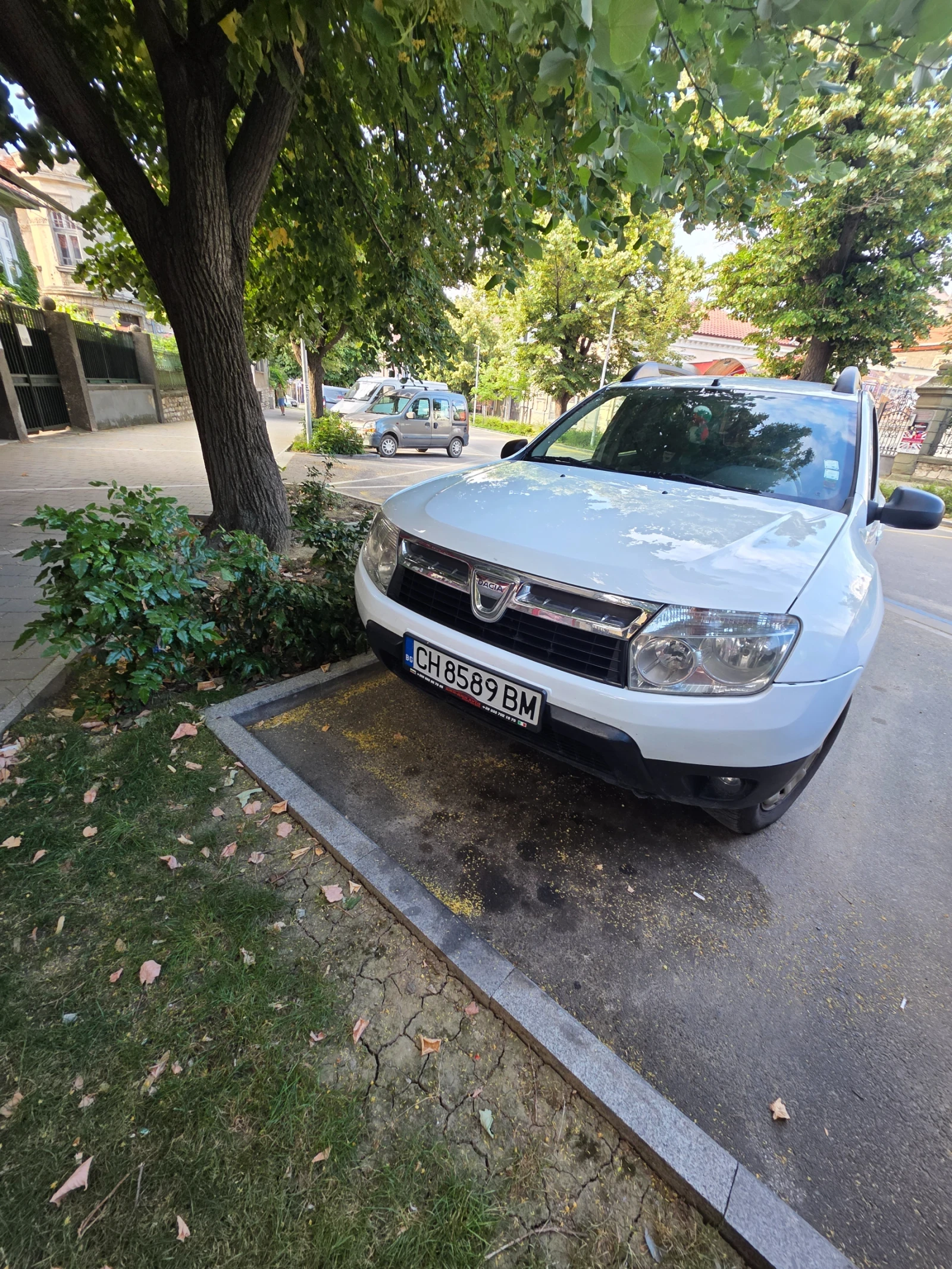 Dacia Duster, снимка 3 - Автомобили и джипове - 55213543