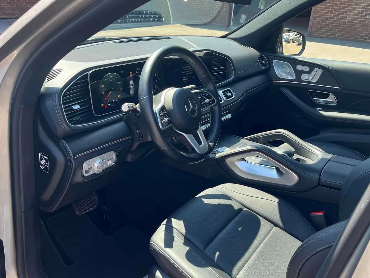 Mercedes-Benz GLE 350 * CARFAX * ПАНОРАМА * 360 КАМЕРА * АВТОКРЕДИТ * , снимка 10 - Автомобили и джипове - 55245367