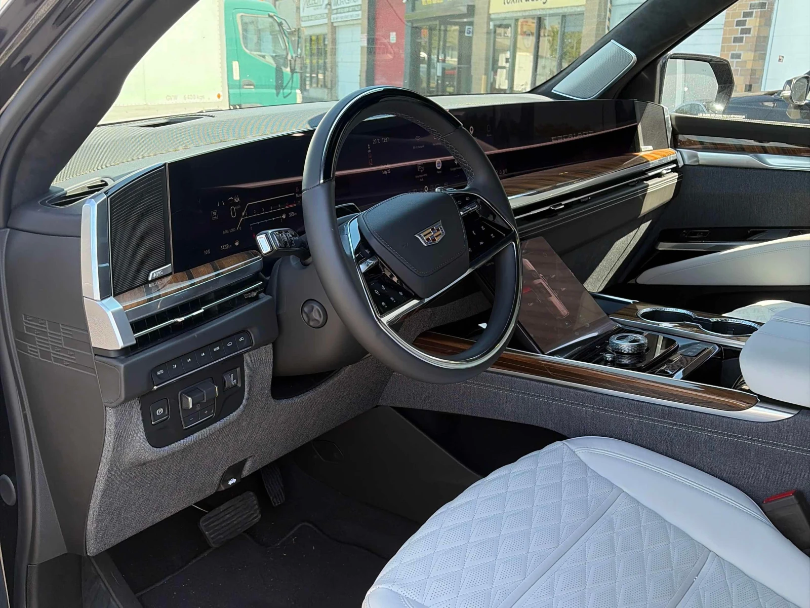Cadillac Escalade 6.2L 8cyl 4WD | Mobile.bg � ����������� 6