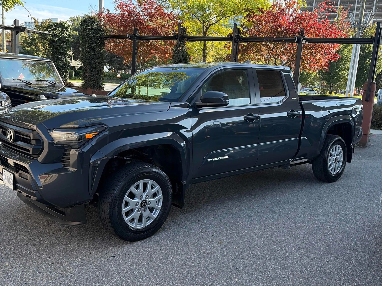 Toyota Tacoma * 4x4 Double Cab Auto * CARFAX * , снимка 2 - Автомобили и джипове - 56131085