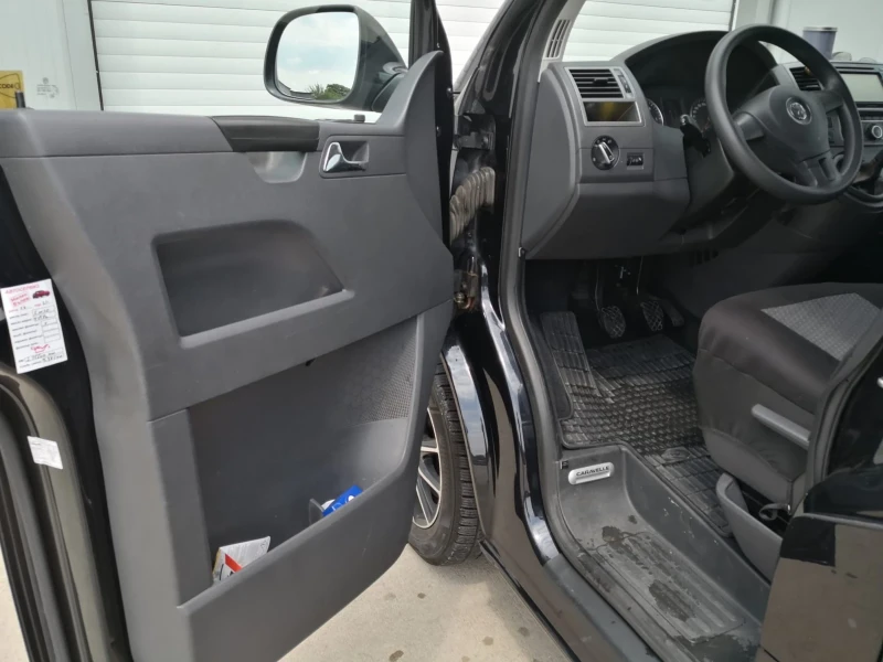 VW T5, снимка 2 - Бусове и автобуси - 52793335