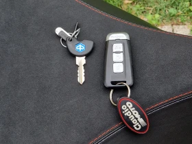 Piaggio Beverly 300S / КАТО НОВ / ЛИЗИНГ, снимка 12