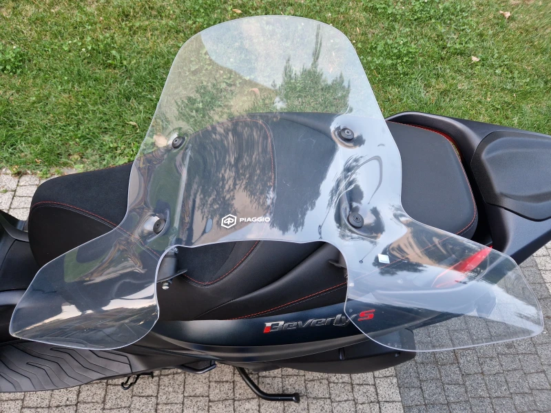 Piaggio Beverly 300S / КАТО НОВ / ЛИЗИНГ, снимка 13 - Мотоциклети и мототехника - 51093240