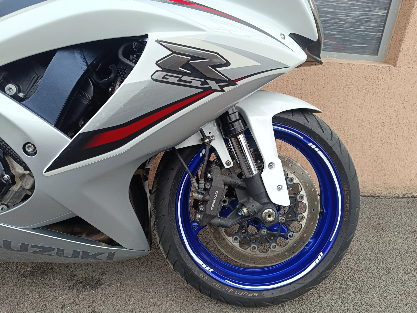 Suzuki Gsxr 750 - изображение 8