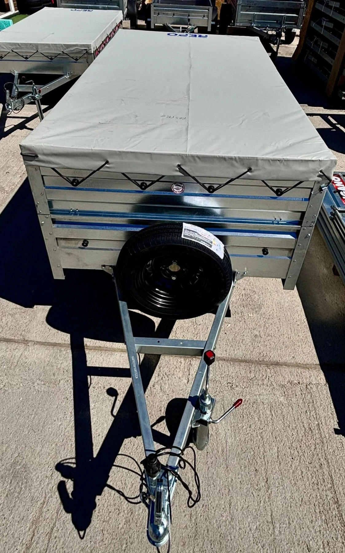 За автомобил Agados Туристическо ремарке 2.36х1.25х0.7 750 кг, снимка 8 - Ремаркета - 54110588