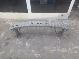 Греда под предна броня Форд Фокус 1.6тдци (н)