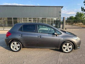 Toyota Auris 2.2D-CAT, снимка 3