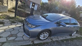Toyota Corolla 1.6 6MT Executive Plus, снимка 11