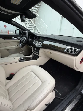 Mercedes-Benz CLS 350  4 MATIC AMG LINE, снимка 12