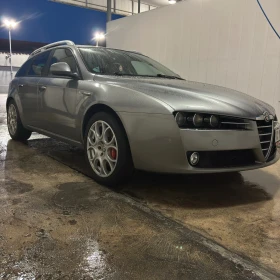 Alfa Romeo 159 sportwagon 2.4 JTD 200к.с. НАПЪЛНО ОБСЛУЖЕНА., снимка 4