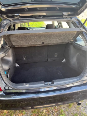 Mazda 323 323F, снимка 3