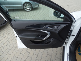 Opel Insignia TOURER 4X4 2.0i 250КС., снимка 7 - Автомобили и джипове - 41351885