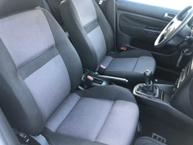 VW Golf 1.4i/16v 180х.км. - 1299 € / 2540.62 лв. - 50624400 7