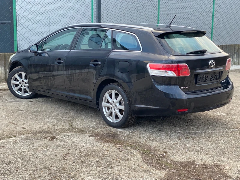 Toyota Avensis 2.0D4D 126кс ЕВРО 5 ИТАЛИЯ, снимка 4 - Автомобили и джипове - 34139701