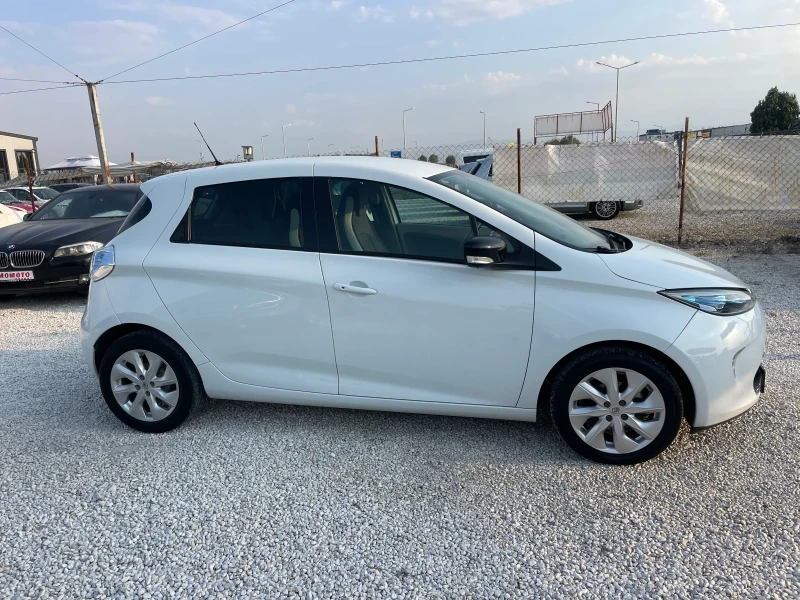 Renault Zoe, снимка 3 - Автомобили и джипове - 47167823