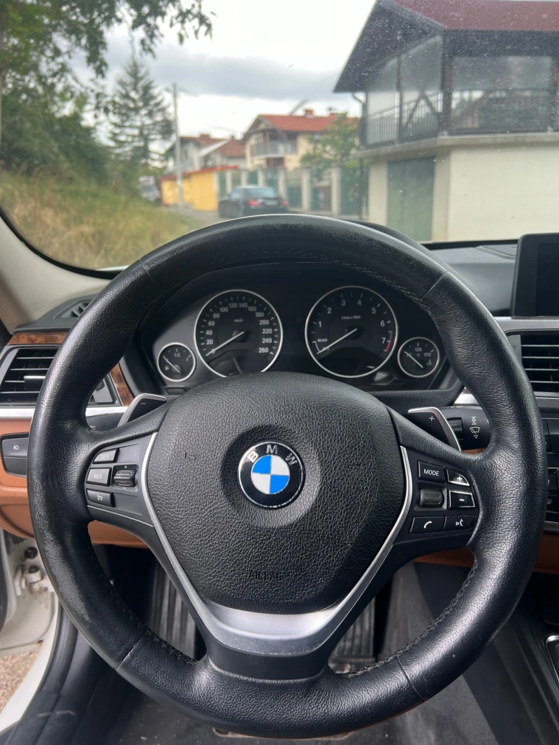 BMW 335 i Luxury Edition, снимка 9 - Автомобили и джипове - 47302849