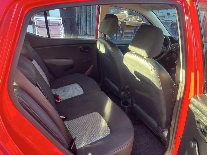 Hyundai I10 ПЕРФЕКТЕН, снимка 8 - Автомобили и джипове - 47439655