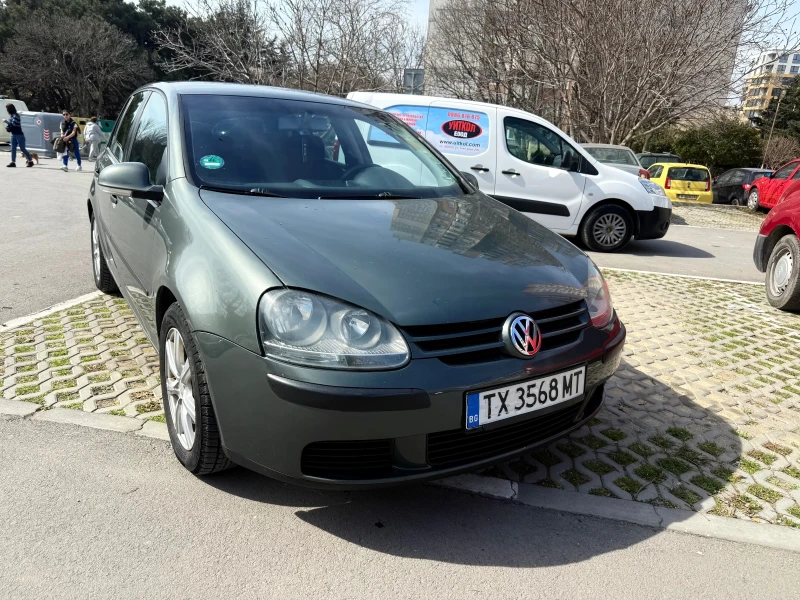 VW Golf, снимка 2 - Автомобили и джипове - 49452391