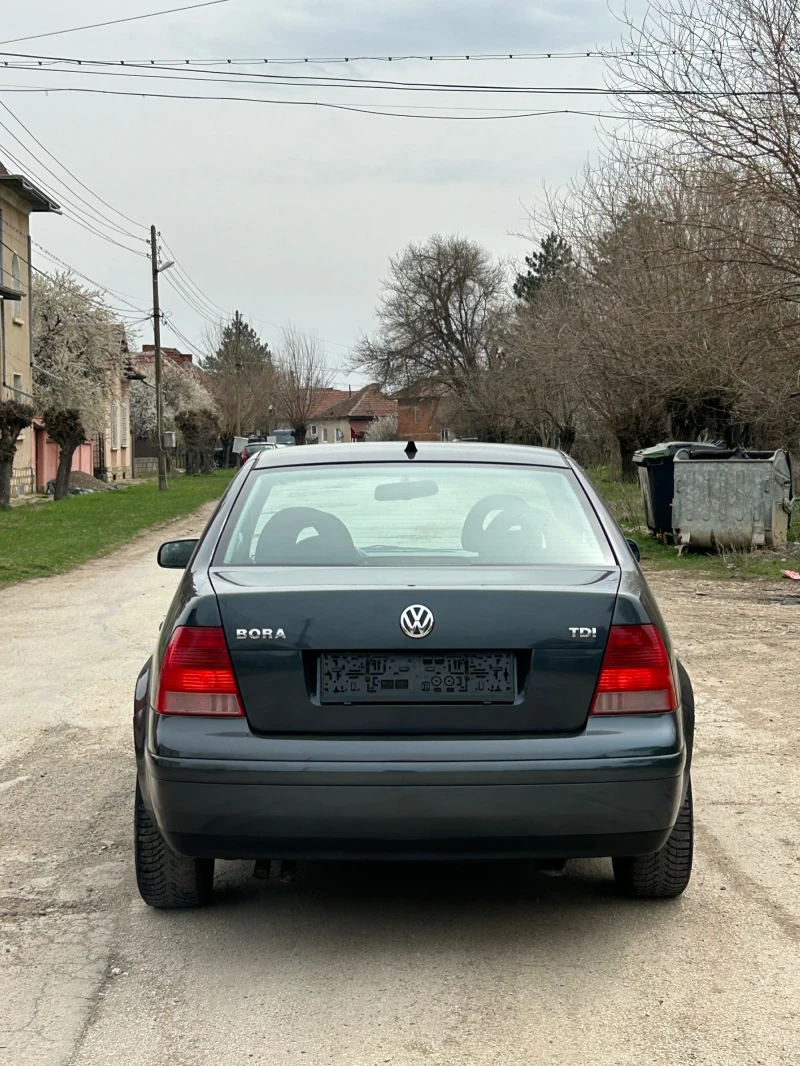 VW Bora 1.9tdi, снимка 6 - Автомобили и джипове - 49606658