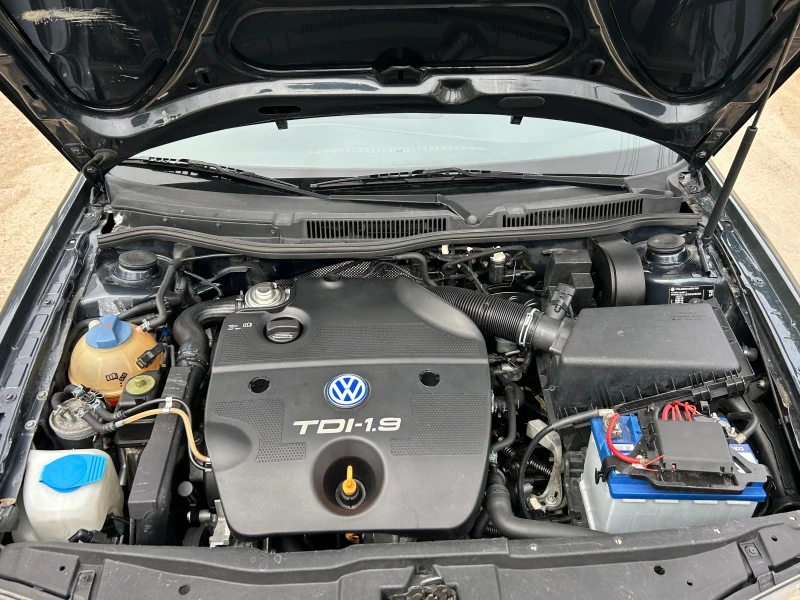 VW Bora 1.9tdi, снимка 12 - Автомобили и джипове - 49606658