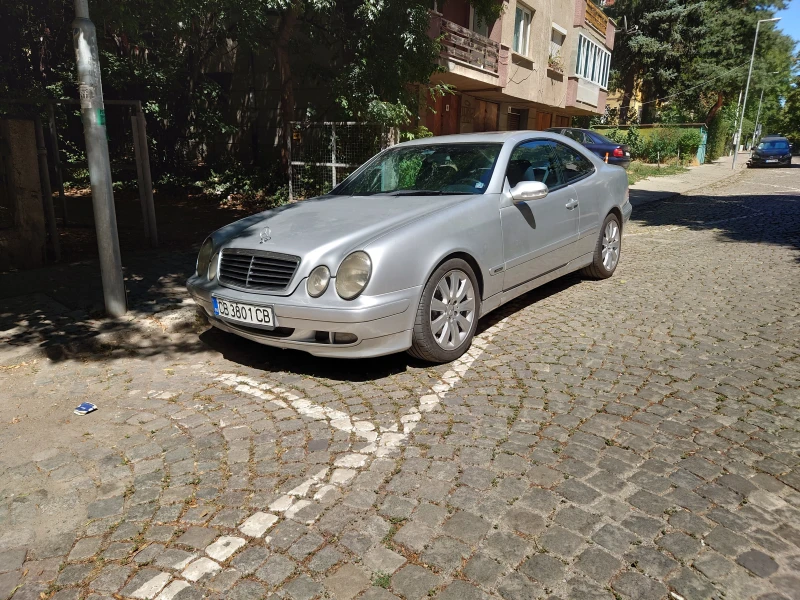 Mercedes-Benz CLK 200, снимка 6 - Автомобили и джипове - 52440999