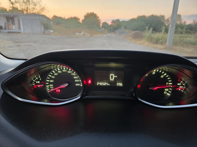 Peugeot 308 2.0HDI 150 EU6, снимка 16 - Автомобили и джипове - 52023148