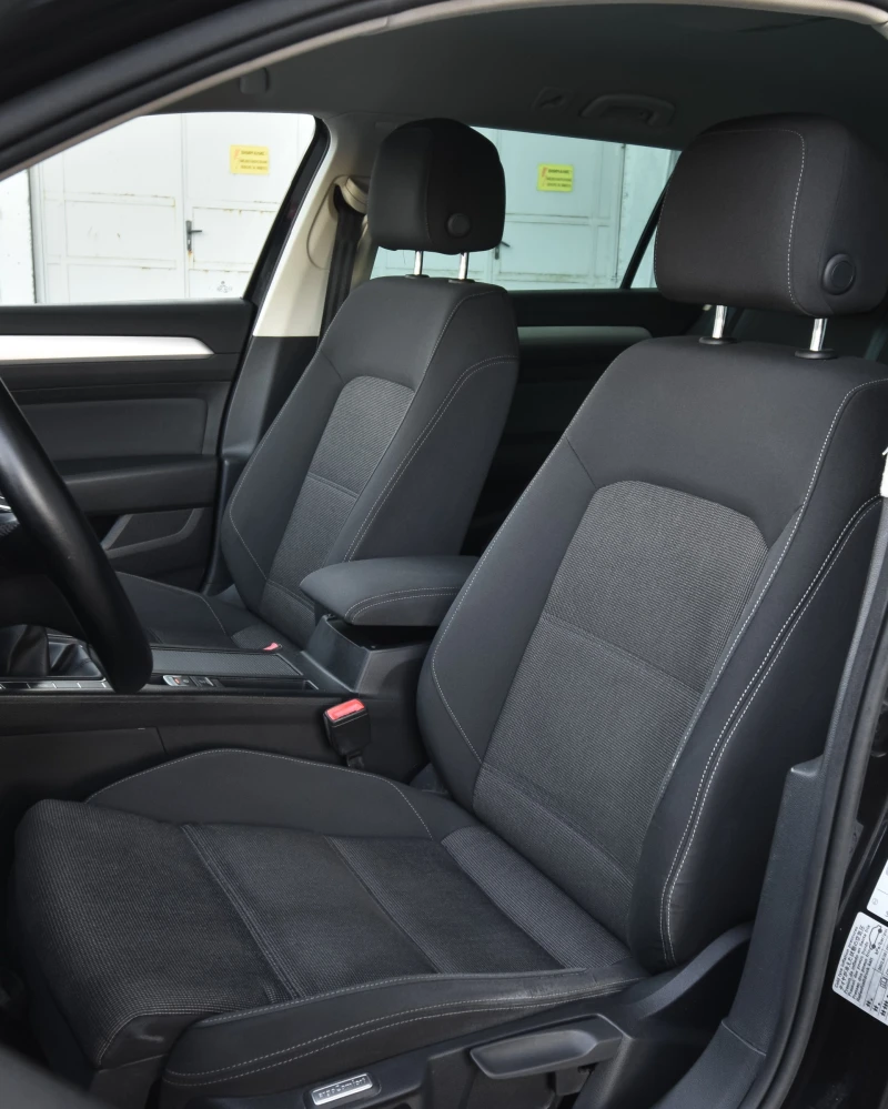 VW Passat 2.0 TDI, снимка 12 - Автомобили и джипове - 51534847
