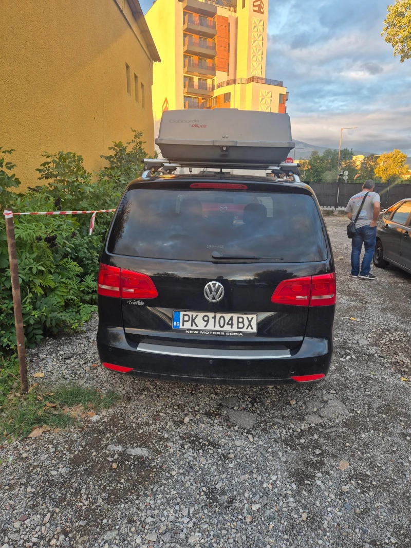 VW Touran 1.6 105hp, снимка 3 - Автомобили и джипове - 52008280