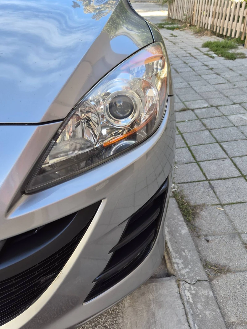 Mazda 3, снимка 9 - Автомобили и джипове - 52600801
