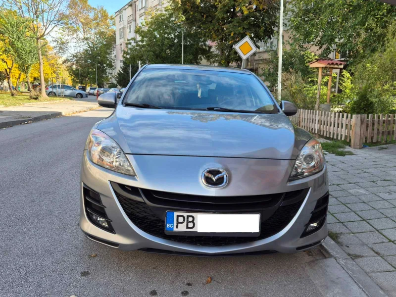 Mazda 3, снимка 2 - Автомобили и джипове - 52600801