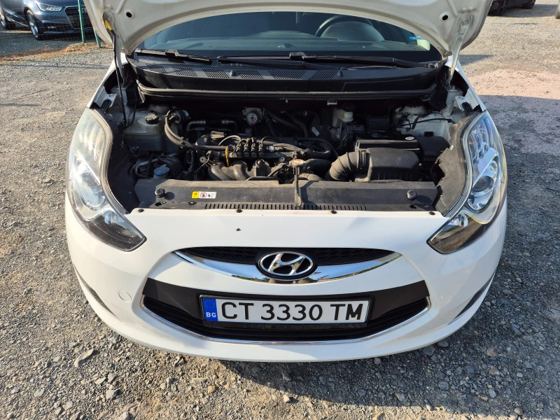 Hyundai Ix20 1.6i Газ.Инжек., снимка 15 - Автомобили и джипове - 52804454