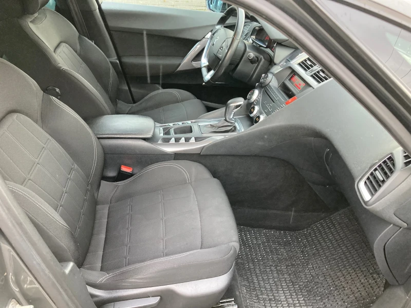 DS DS 5 2.0 HDI 163 konq Avtomatik EVRO 5, снимка 9 - Автомобили и джипове - 53398696
