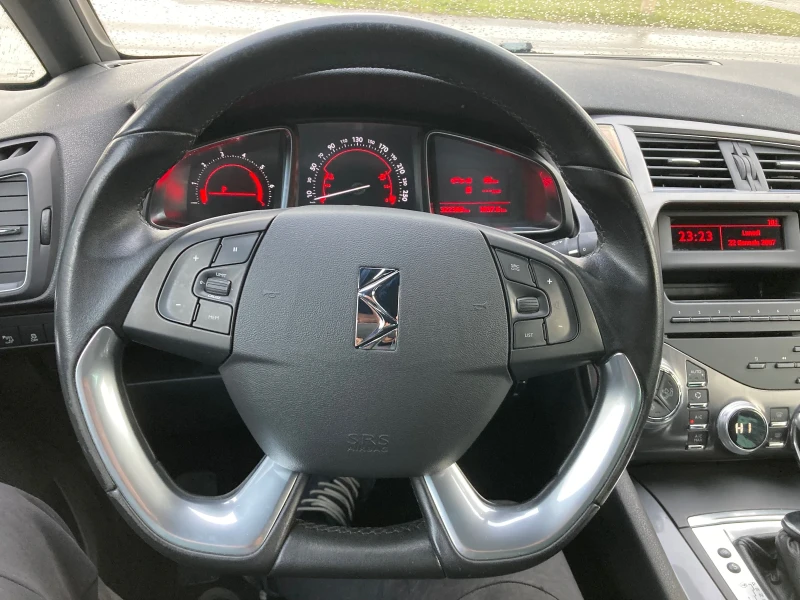 DS DS 5 2.0 HDI 163 konq Avtomatik EVRO 5, снимка 11 - Автомобили и джипове - 53398696