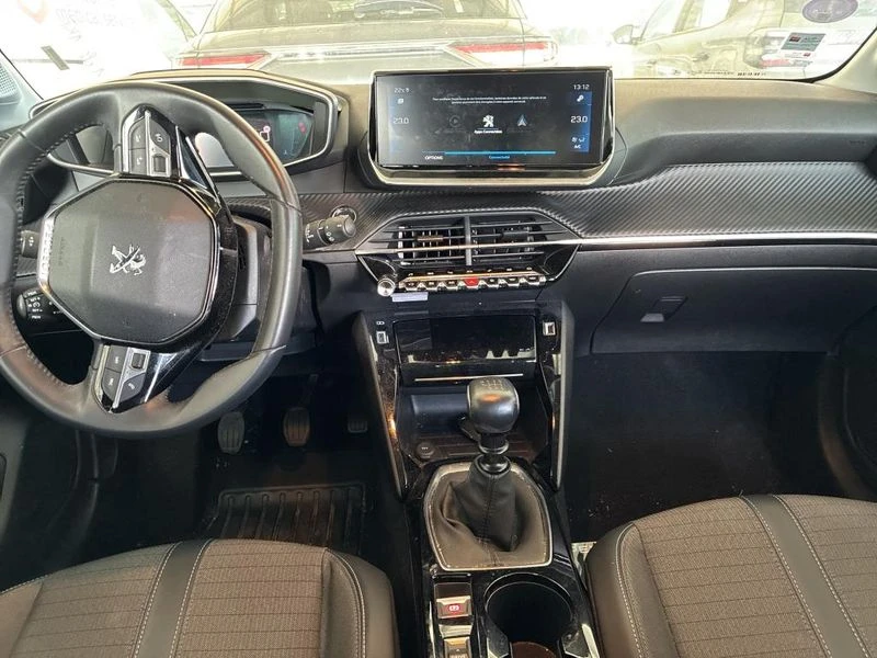 Peugeot 208 208 1.2 PureTech Allure Pack, снимка 11 - Автомобили и джипове - 55387557