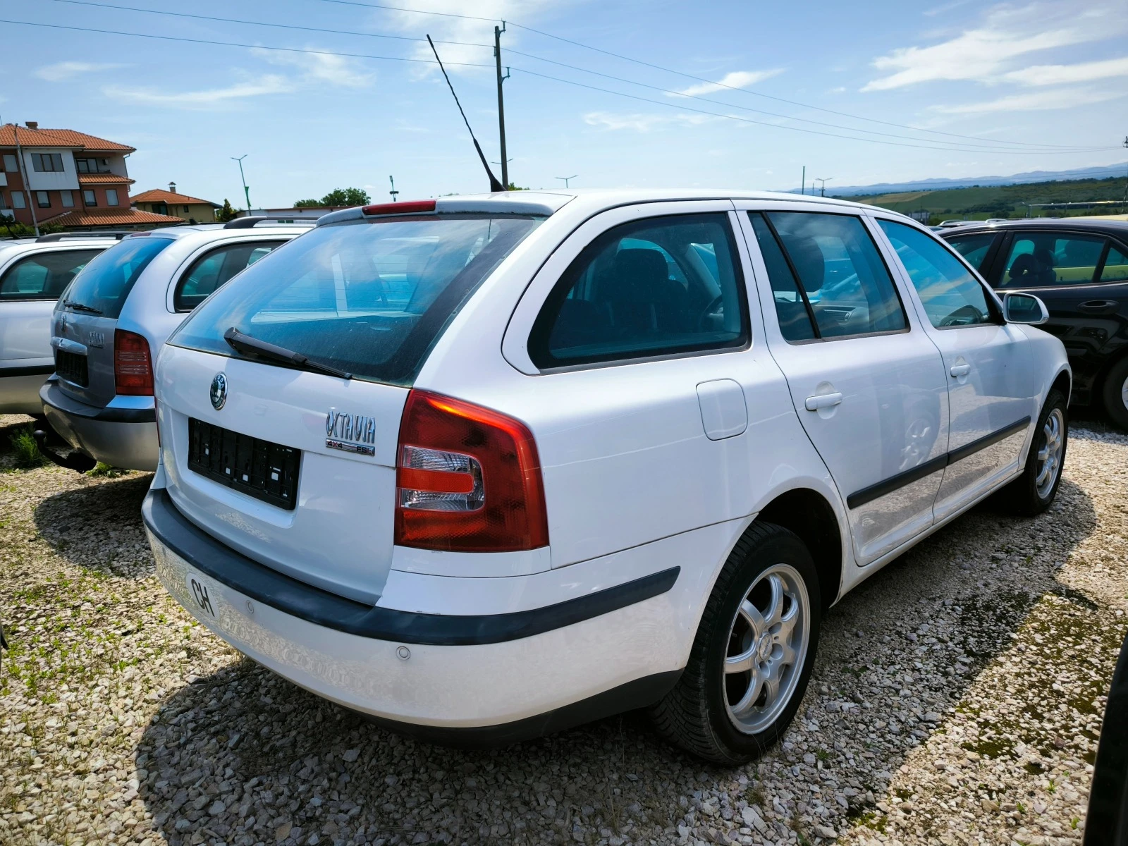 Skoda Octavia 2.0I 4x4 - изображение 3