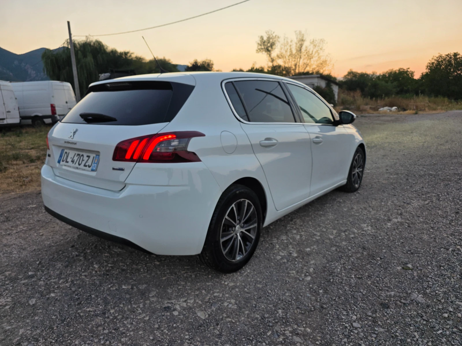 Peugeot 308 2.0HDI 150 EU6 - изображение 5