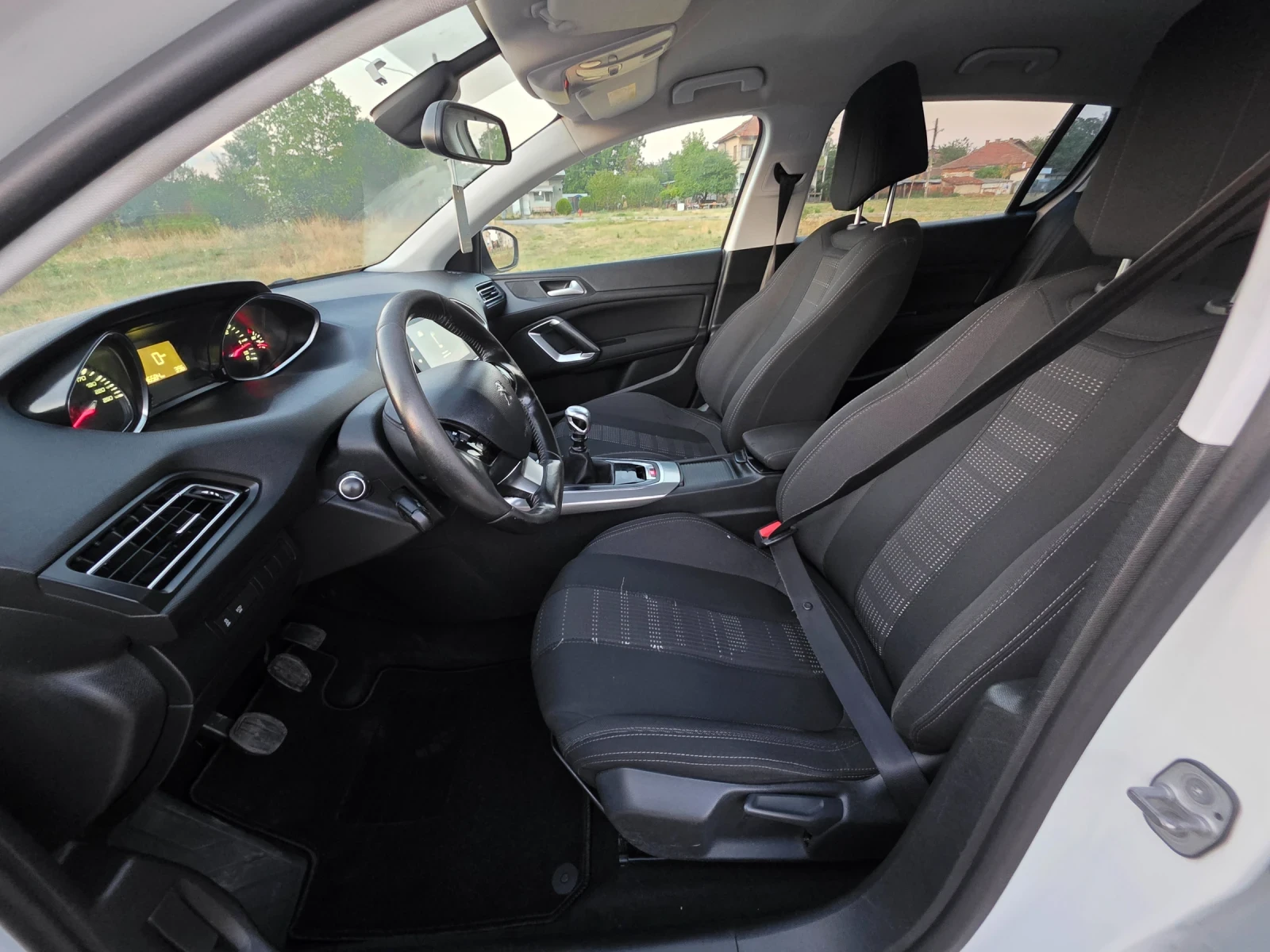 Peugeot 308 2.0HDI 150 EU6 | Mobile.bg � ����������� 11