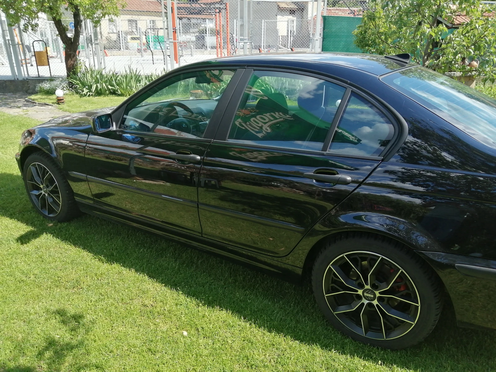 BMW 318 iSE - изображение 5