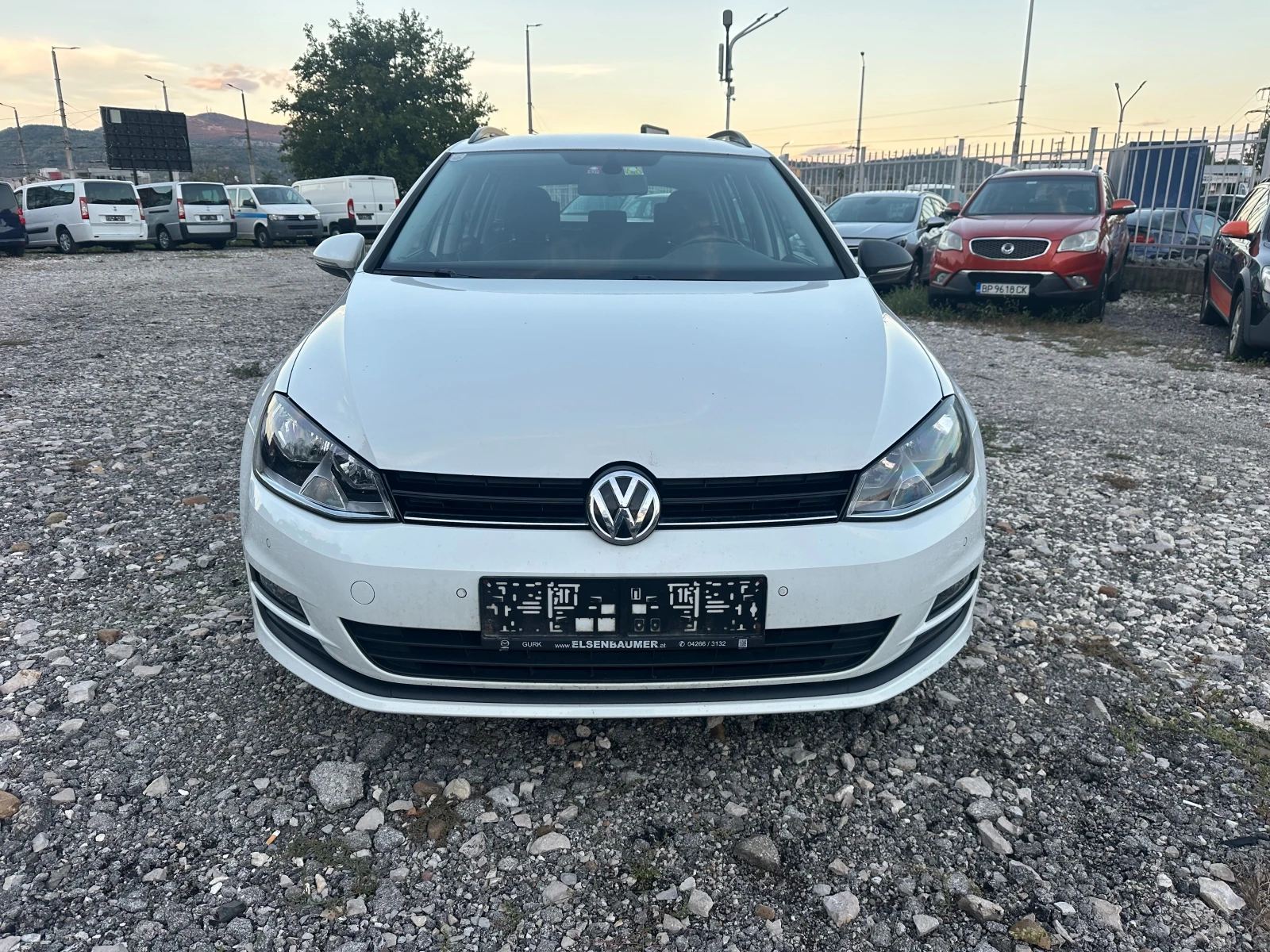 VW Golf 1.6TDI 110kc EVRO6 NAVI - изображение 8