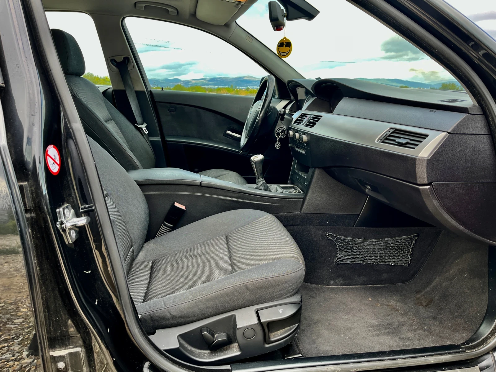 BMW 520 2.2I  | Mobile.bg — изображение 10