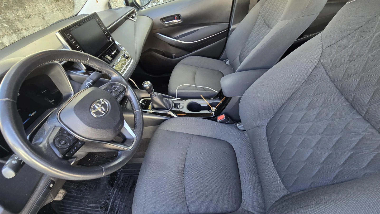 Toyota Corolla 1.6 6MT Executive Plus | Mobile.bg   16