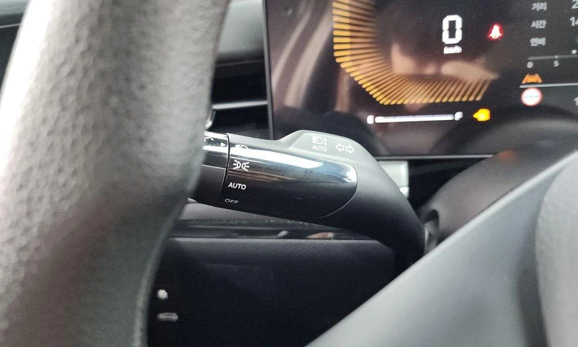 Kia K5 2.0 LPi Trendy * -   *  | Mobile.bg   15