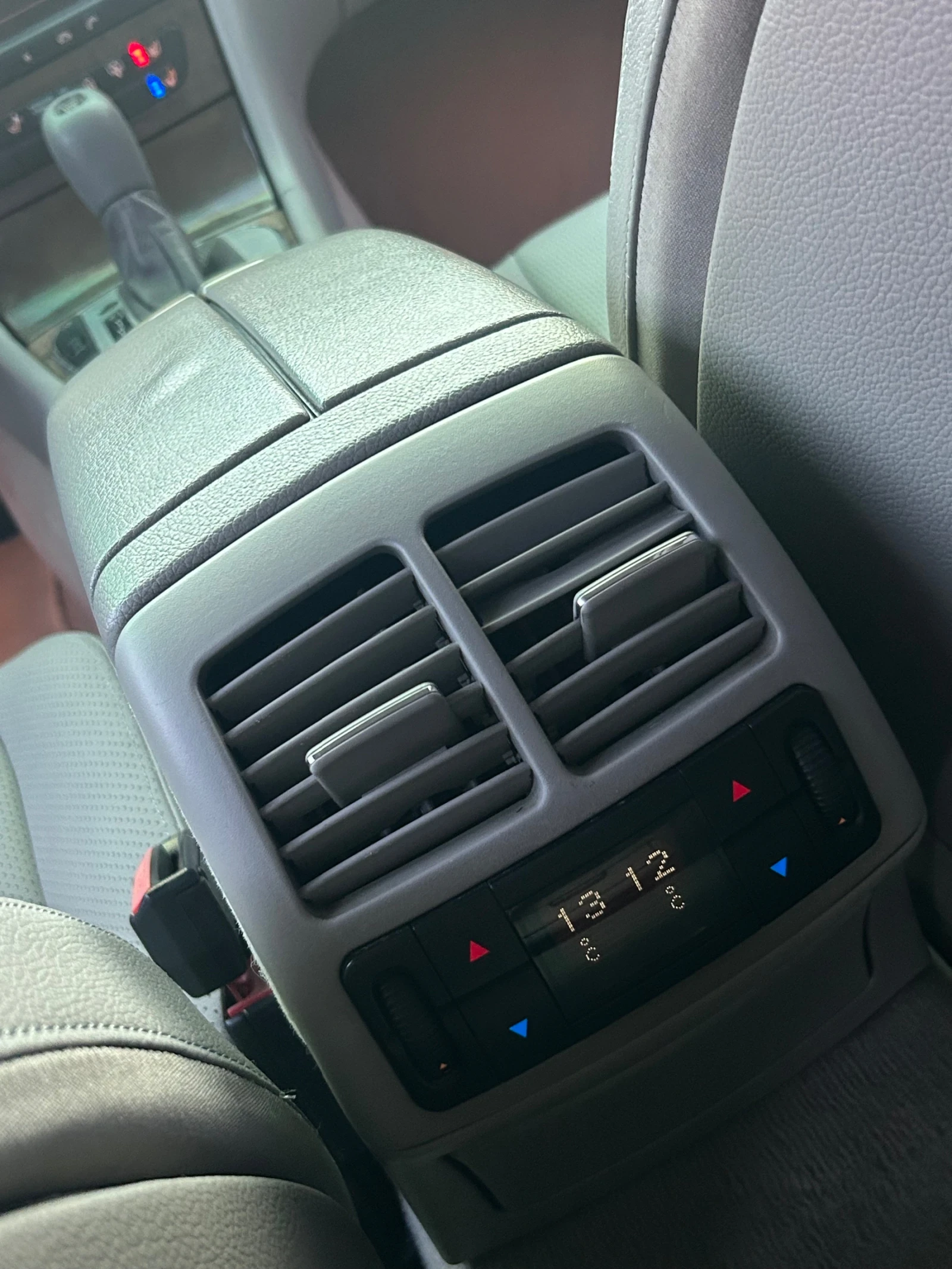 Mercedes-Benz E 320   | Mobile.bg   13