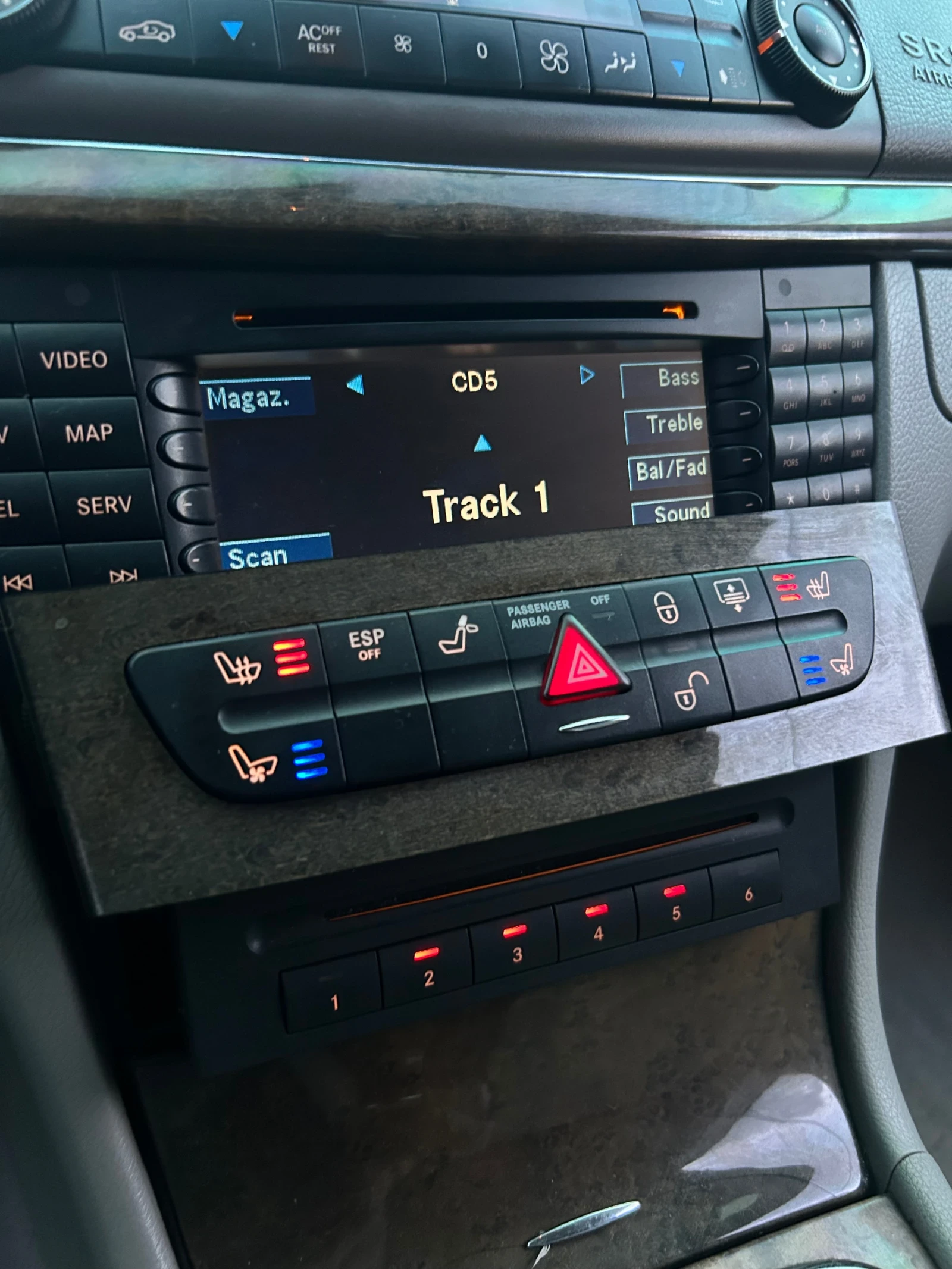 Mercedes-Benz E 320   | Mobile.bg   16