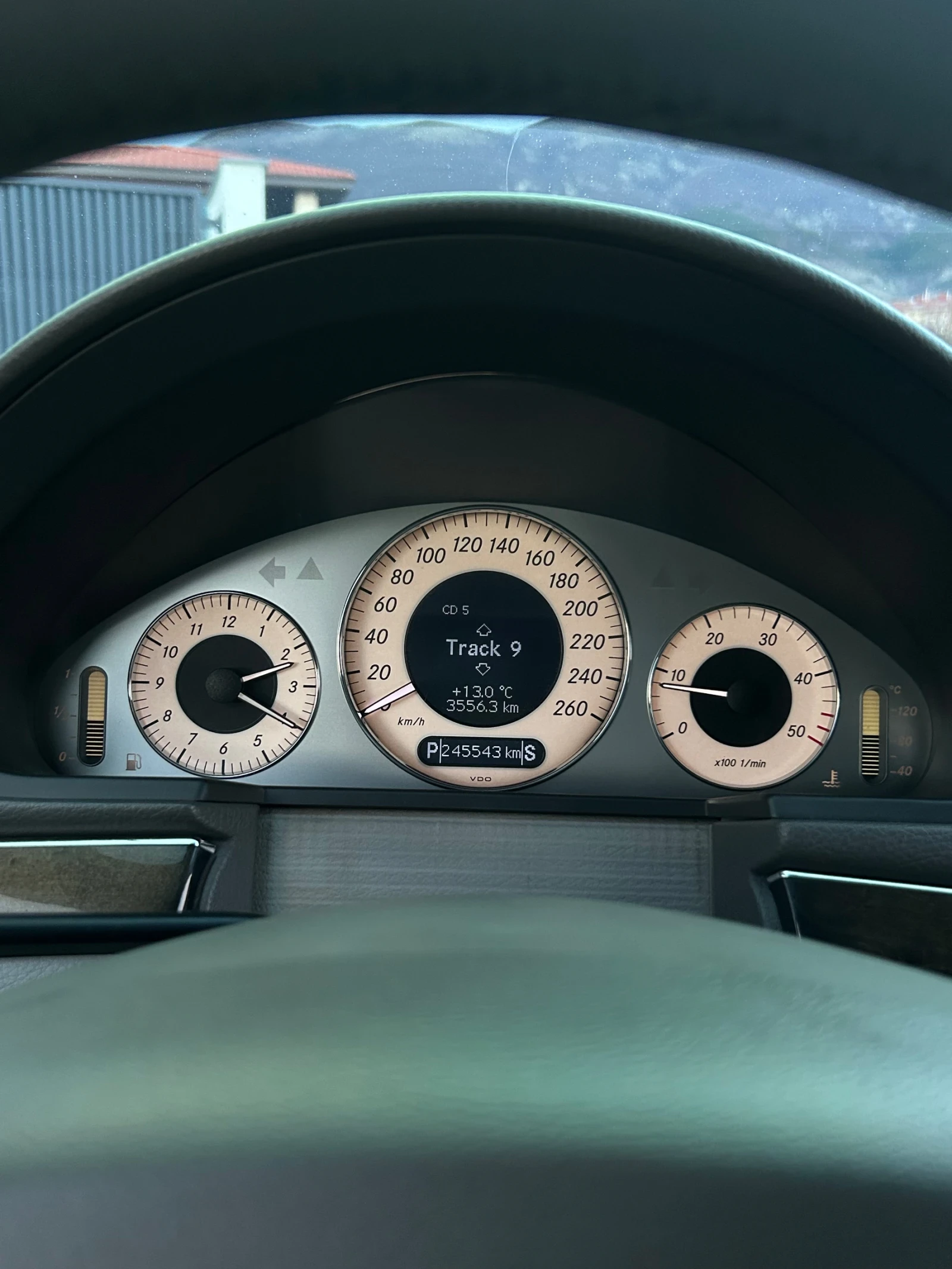 Mercedes-Benz E 320   | Mobile.bg   15