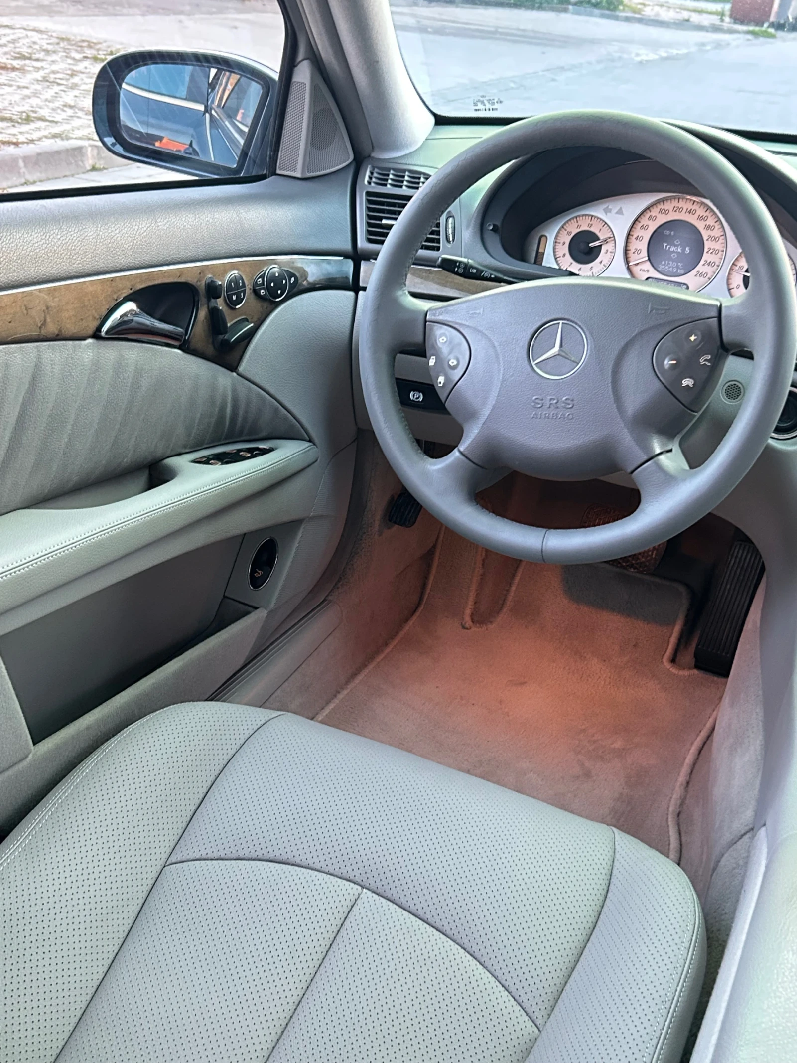 Mercedes-Benz E 320   | Mobile.bg   5