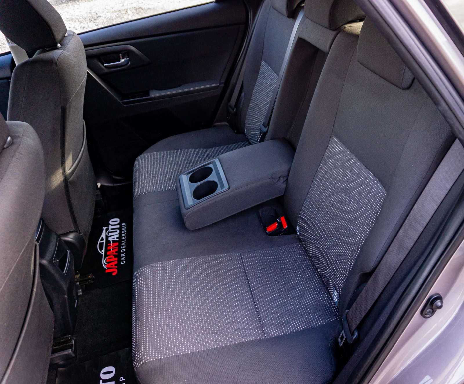 Toyota Auris 2.0 D-4D � ��������! ���! | Mobile.bg � ����������� 16