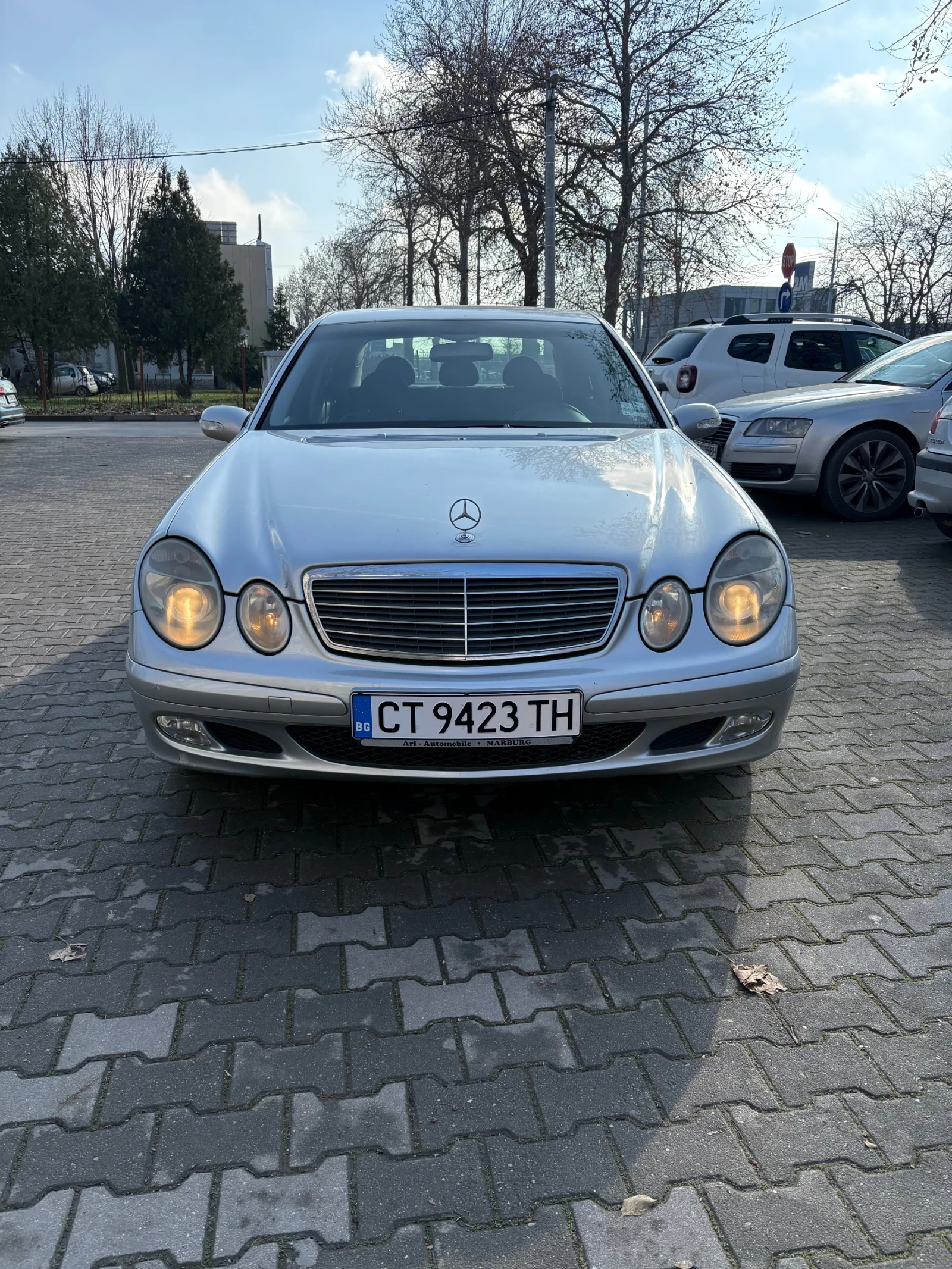 Mercedes-Benz E 220 Classic - изображение 5