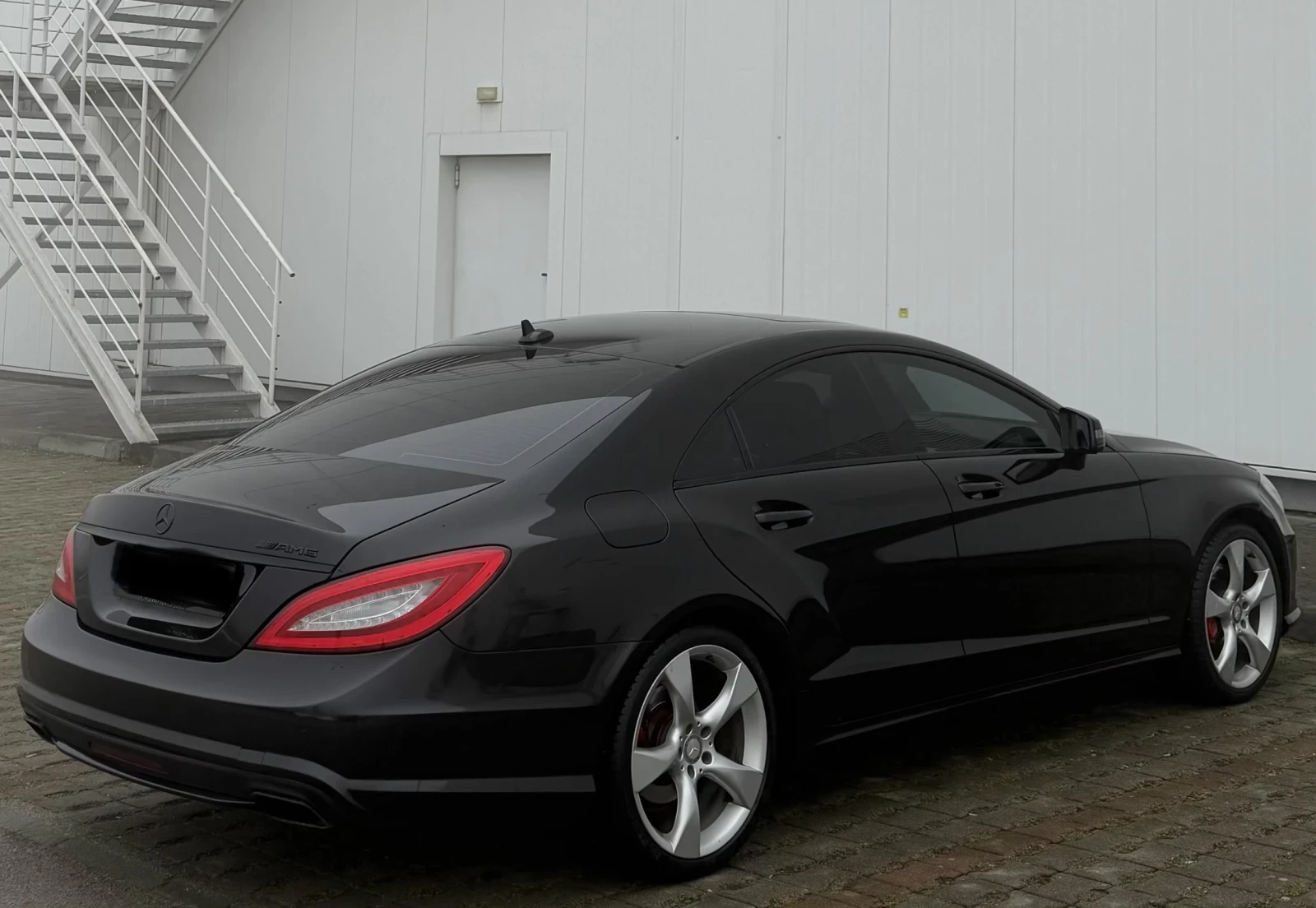 Mercedes-Benz CLS 350  4 MATIC AMG LINE, снимка 3 - Автомобили и джипове - 53749873