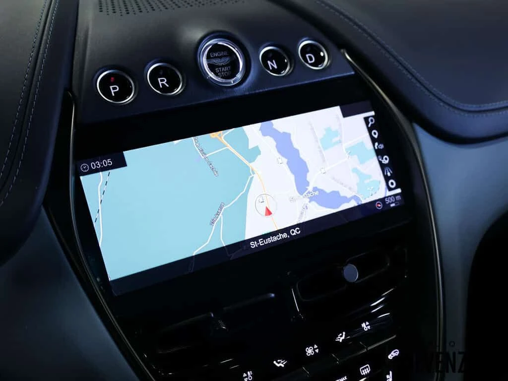 Aston Martin DBX * AWD 4.0L Bi Turbo V8* ФИКСИРАНА ЦЕНА* , снимка 16 - Автомобили и джипове - 54112409